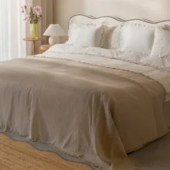 Överkast Francis 240x240 cm beige